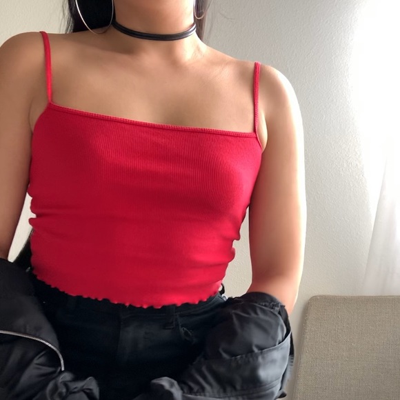 H&M red ribbed lettuce hem crop tank - Picture 7 of 7